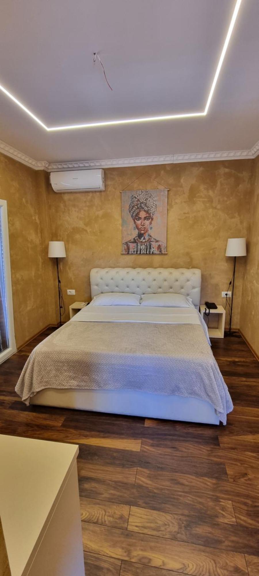 Hotell One 2*